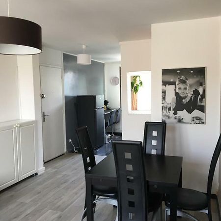 APPARTEMENT Deux chambres Salon Parking Rouen Kindarena Bagian luar foto
